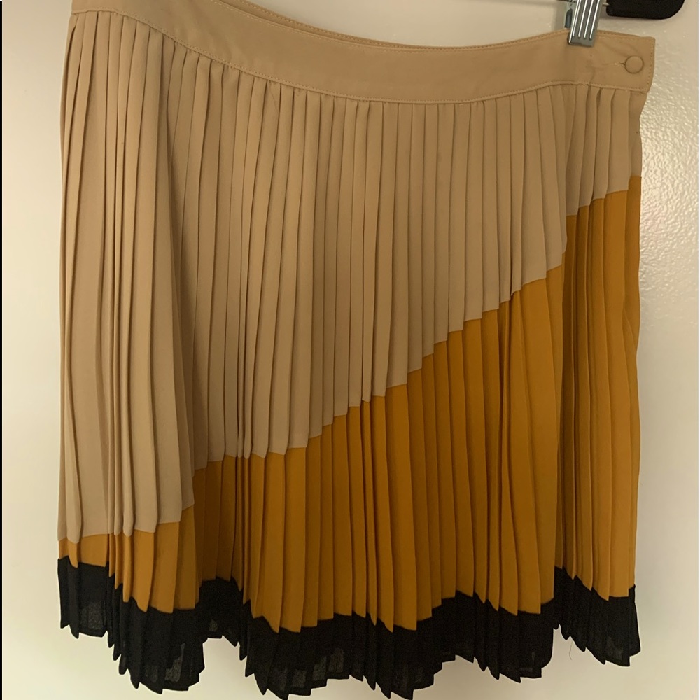 BAR III Pleated Midi Skirt